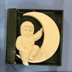 “Moon beams” Vintage Cream Baby on Crescent Moon Wall Hanging